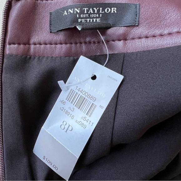 Ann Taylor faux leather burgundy pencil skirt NWT size 8P - Picture 10 of 12